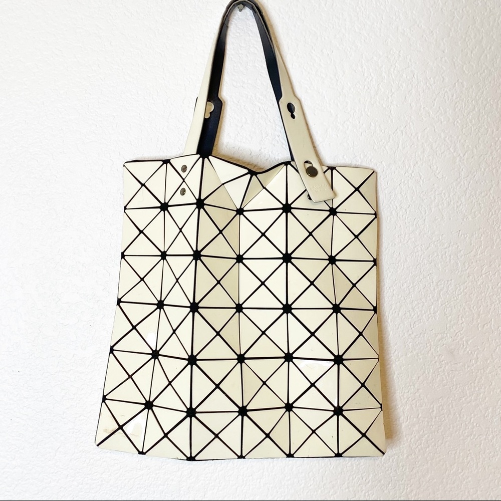 BAO BAO ISSEY MIYAKE Beige White Prism Tote